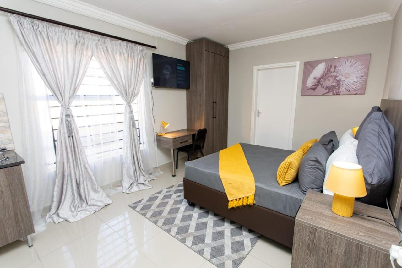 The Hide On Claremont 2* Pretoria